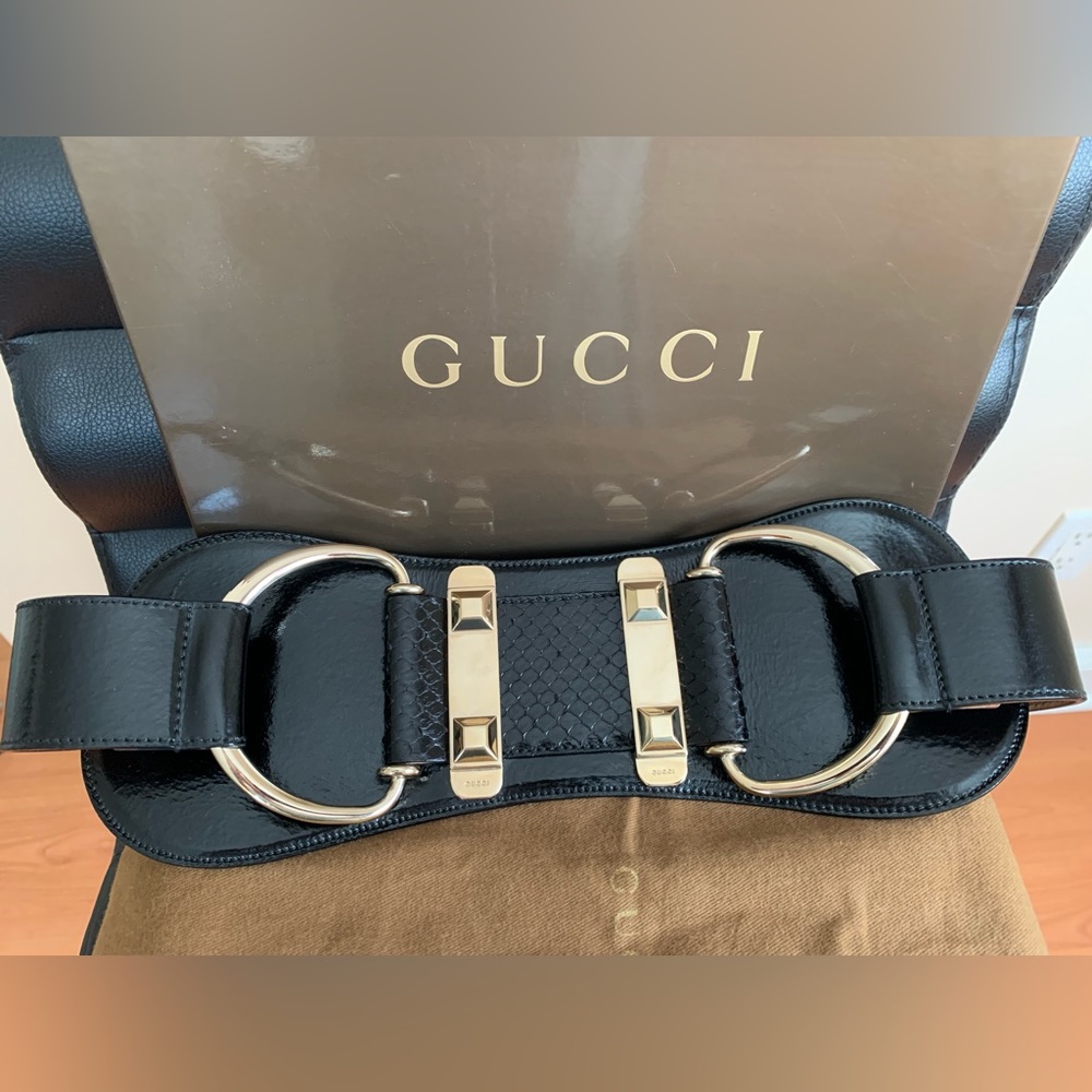 GUCCI mid waist Black Belt Size XS/S 70